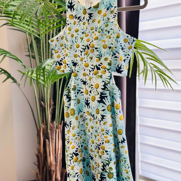 Sunflower-print mini dress - Picture 4 of 5